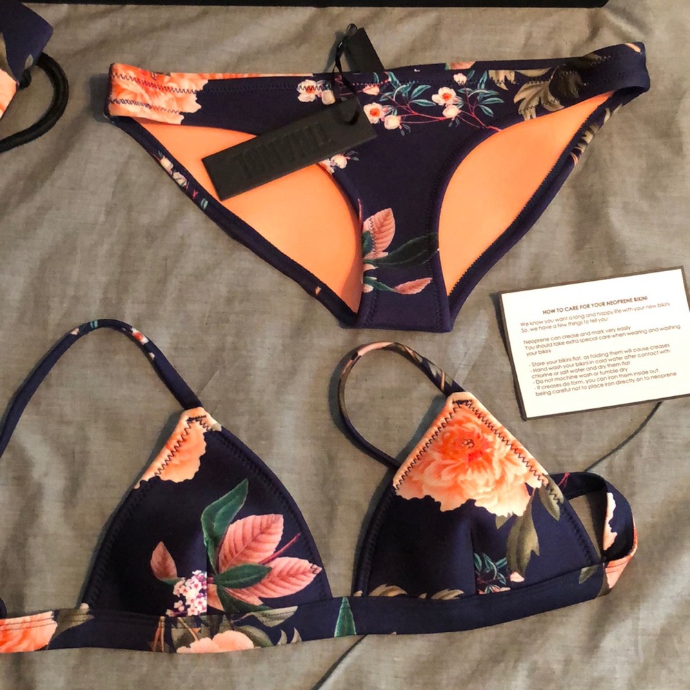 Triangl Delphine Bikini - New w/Tags